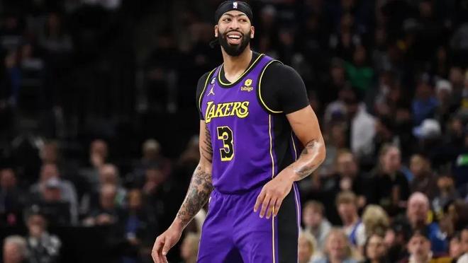 跑三项运动 跑三项运动